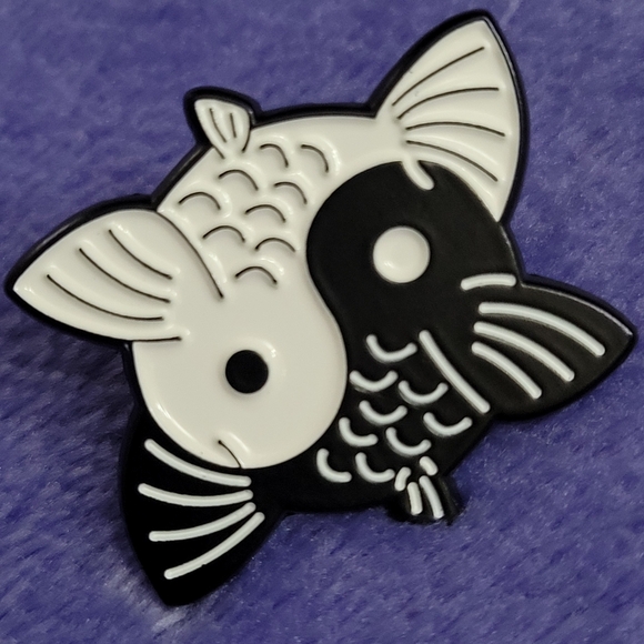 Koi Fish Yin & Yang Enamel Pin - Picture 6 of 10
